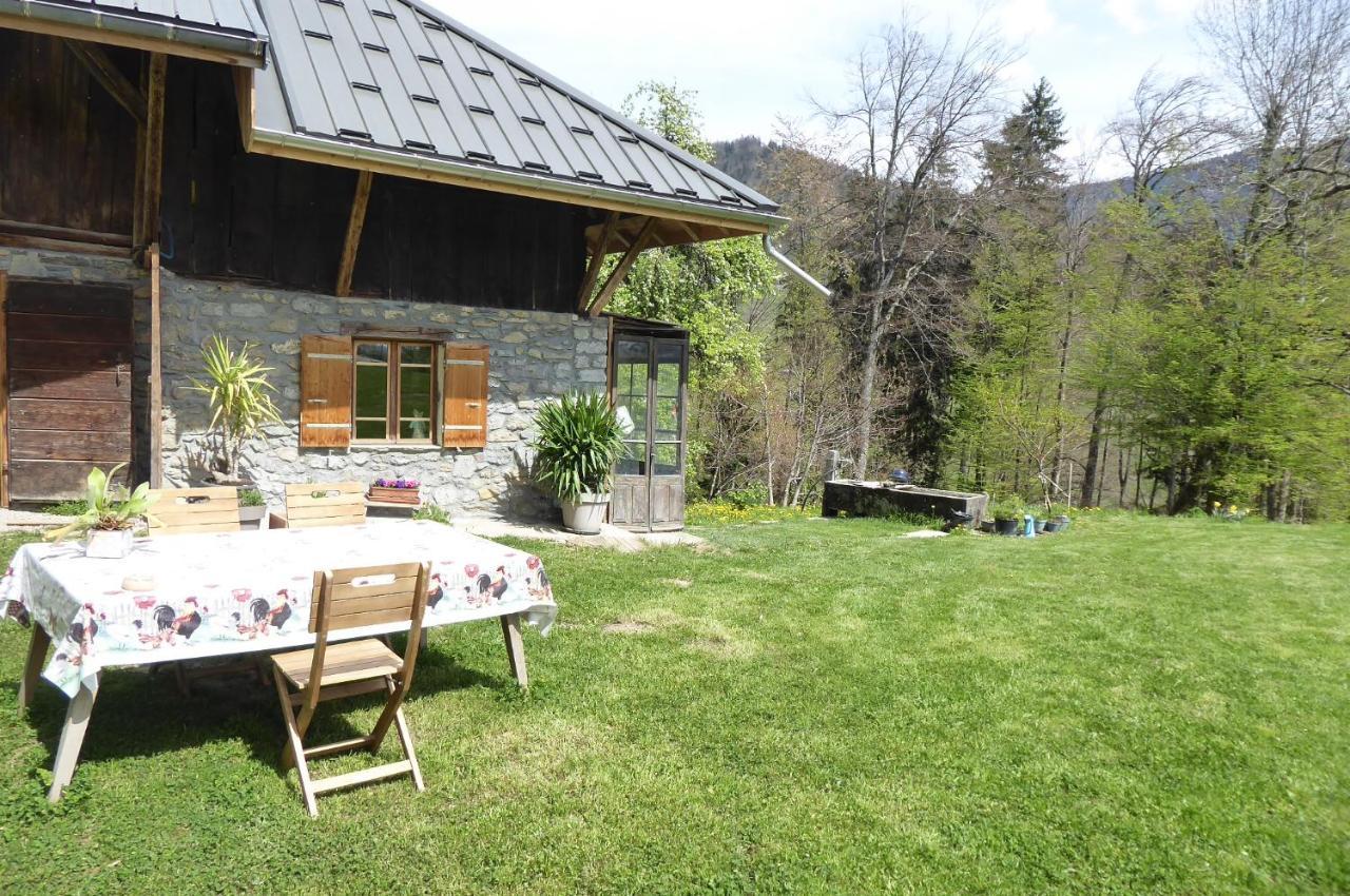 Appartement L'Aire du temps Savoyard à Ugine Extérieur photo