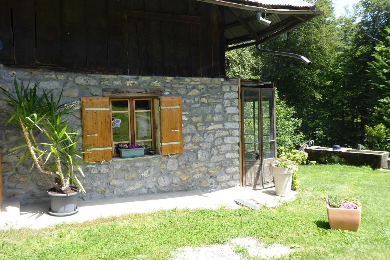 Appartement L'Aire du temps Savoyard à Ugine Extérieur photo